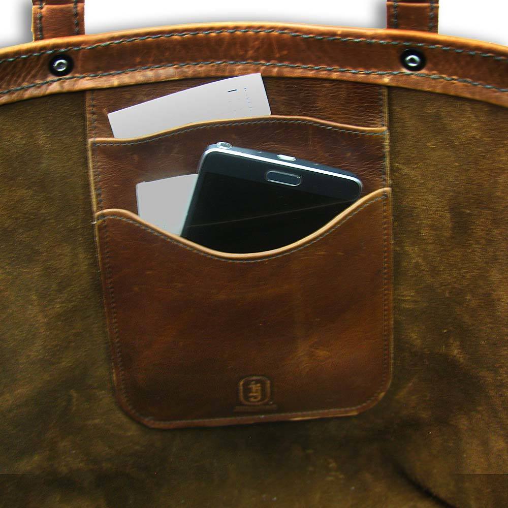 Essential Leather Tote