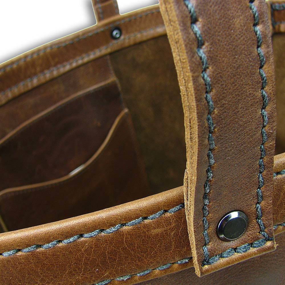Essential Leather Tote